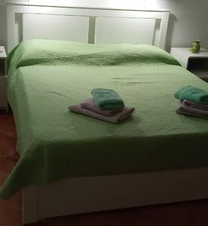 Apartment Studios Ana Mari
