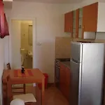 Ana Mari Komiža
